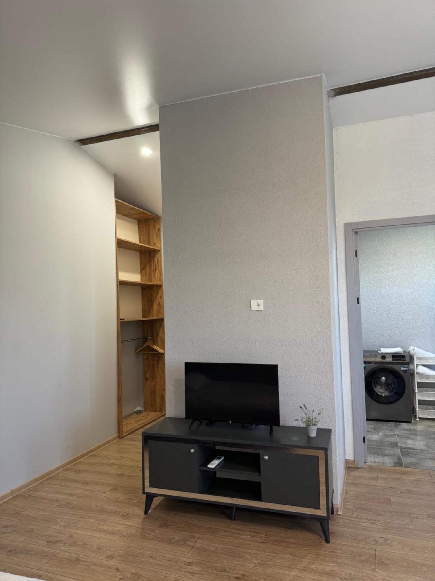 Guest House Elene Gori Exterior foto