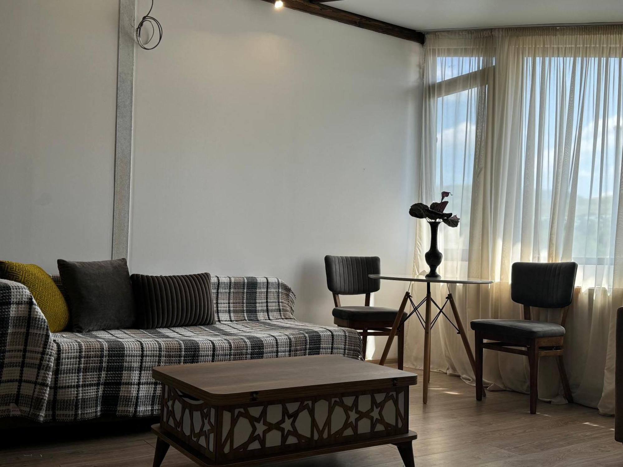 Guest House Elene Gori Exterior foto