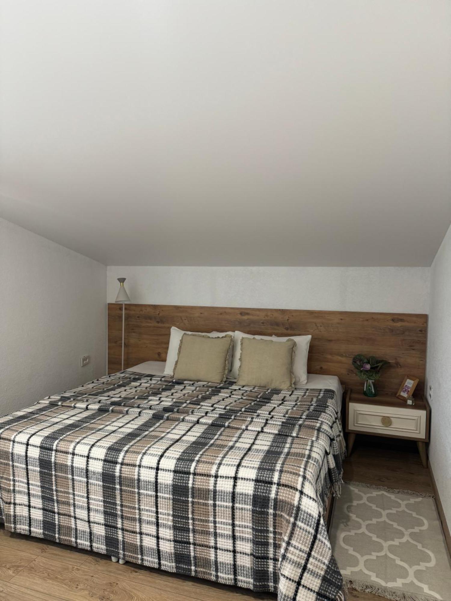 Guest House Elene Gori Exterior foto