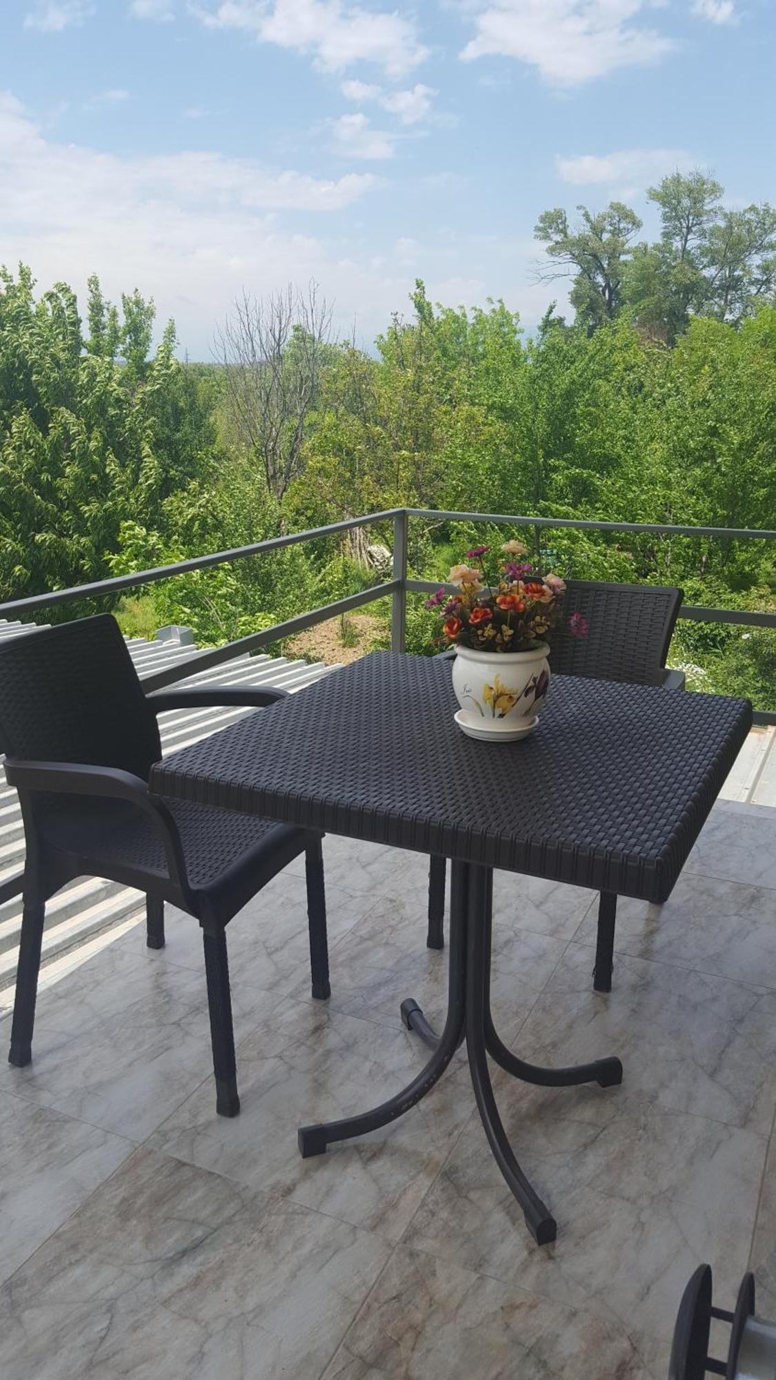 Guest House Elene Gori Exterior foto